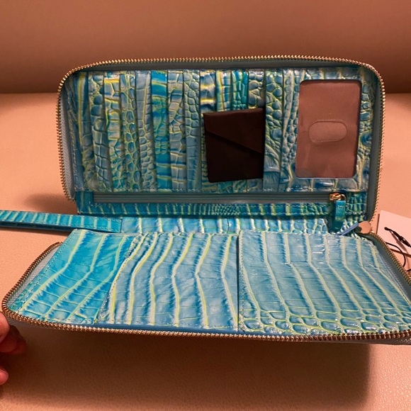 Wallet - Picture 2 of 3